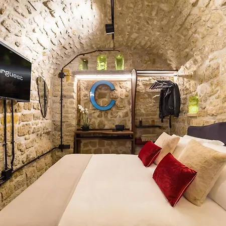 Il Napoletano Di Candidella Al Purgatorio By Dimorra דירה *